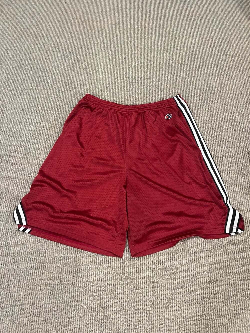 Champion Vintage Mens 2XL Mesh Athletic Basketball Shorts with Side Stripes